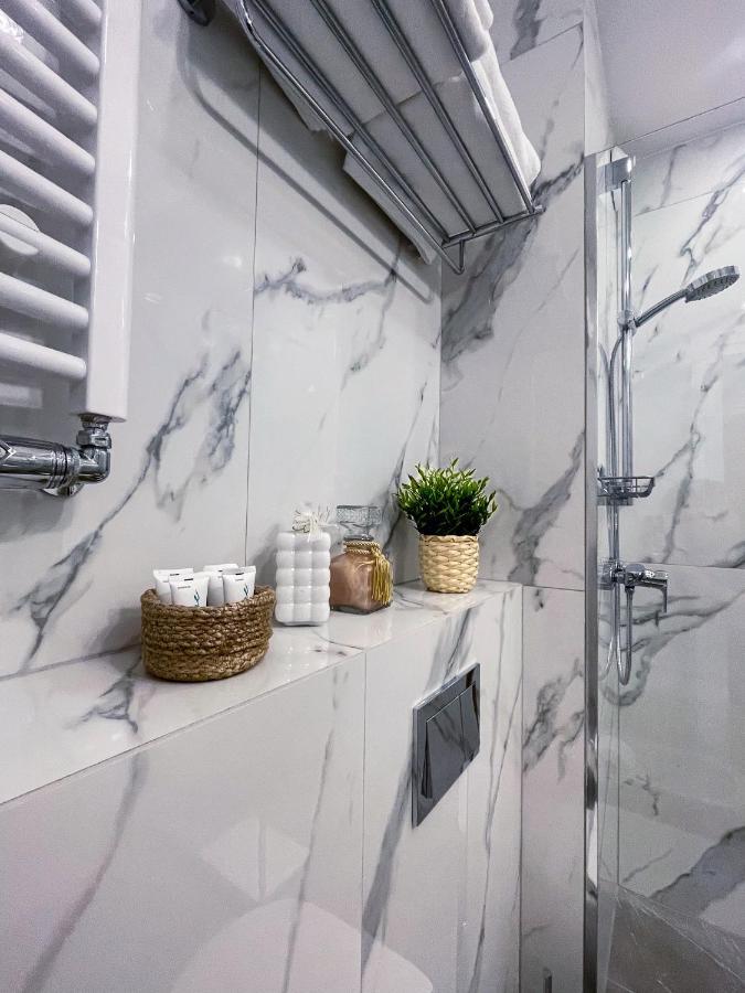 Warsaw Seasons By Alluxe Boutique Apartments 외부 사진