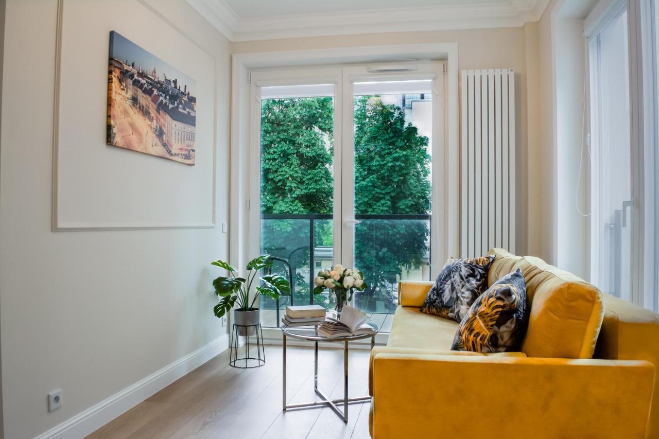 Warsaw Seasons By Alluxe Boutique Apartments 외부 사진