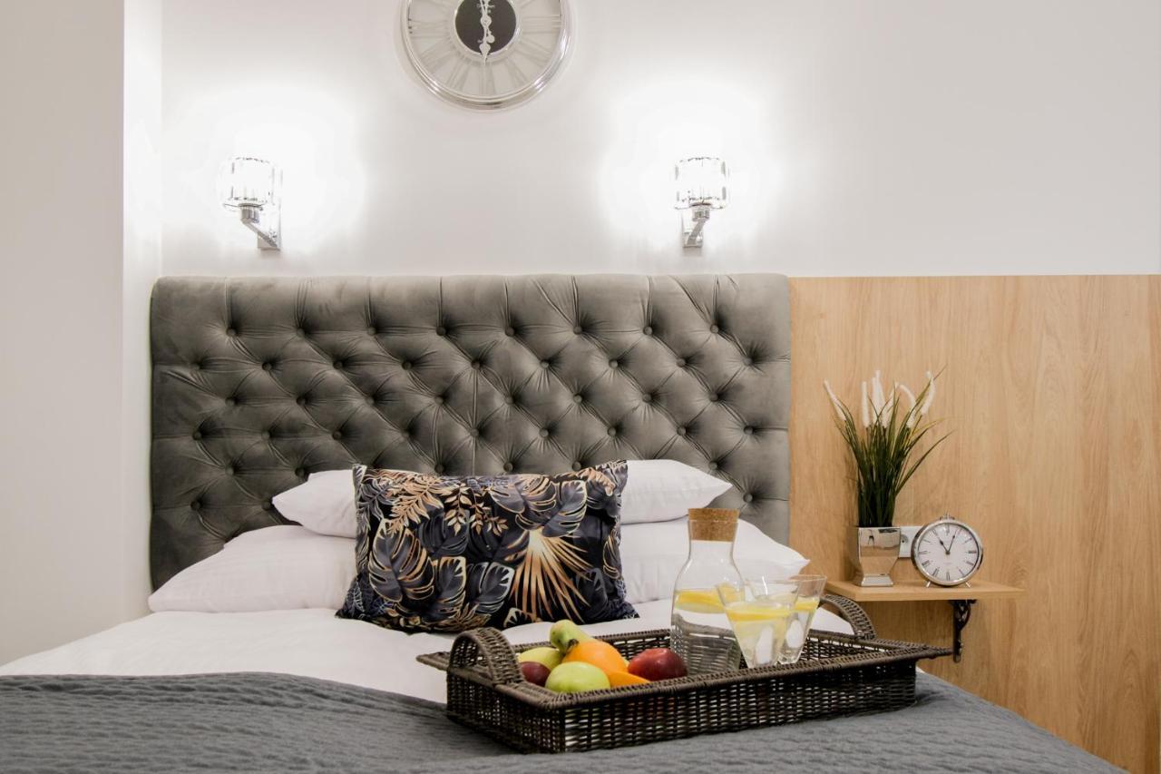 Warsaw Seasons By Alluxe Boutique Apartments 객실 사진