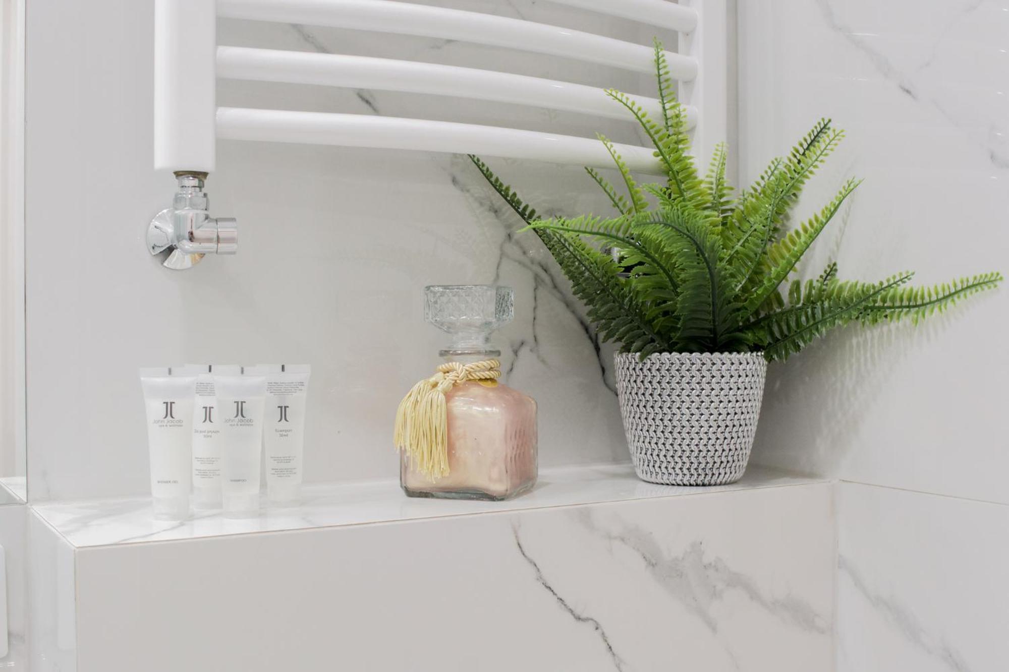 Warsaw Seasons By Alluxe Boutique Apartments 객실 사진